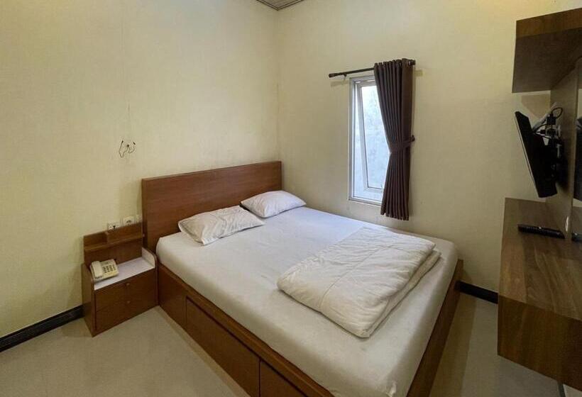 בית מלון כפרי Senja Dieng Homestay Syariah Redpartner