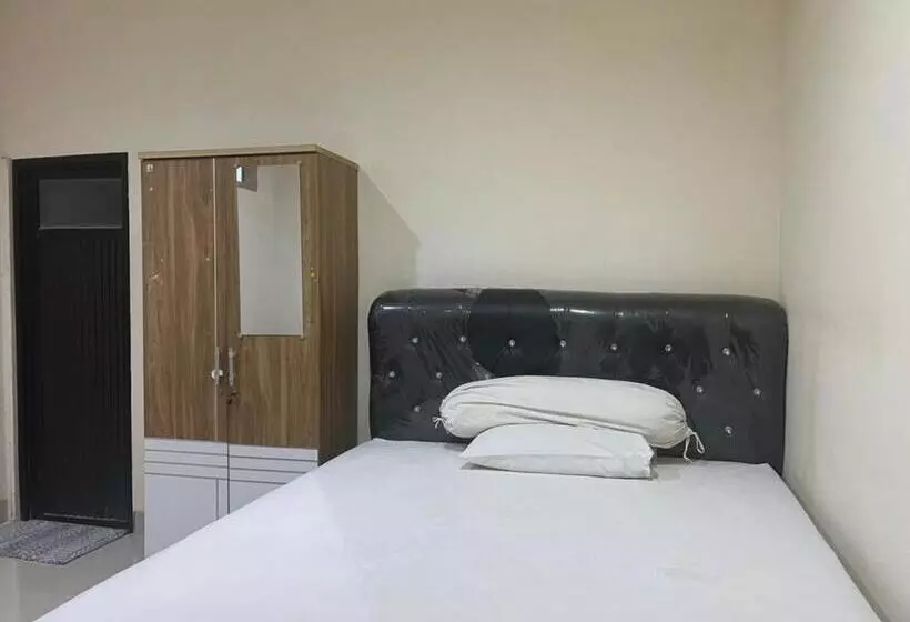 Hotelli Oyo 93388 Enjoy Homestay & Cafe