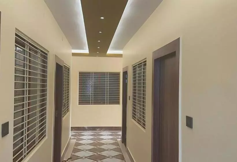 Hotelli Siyaram Kunj