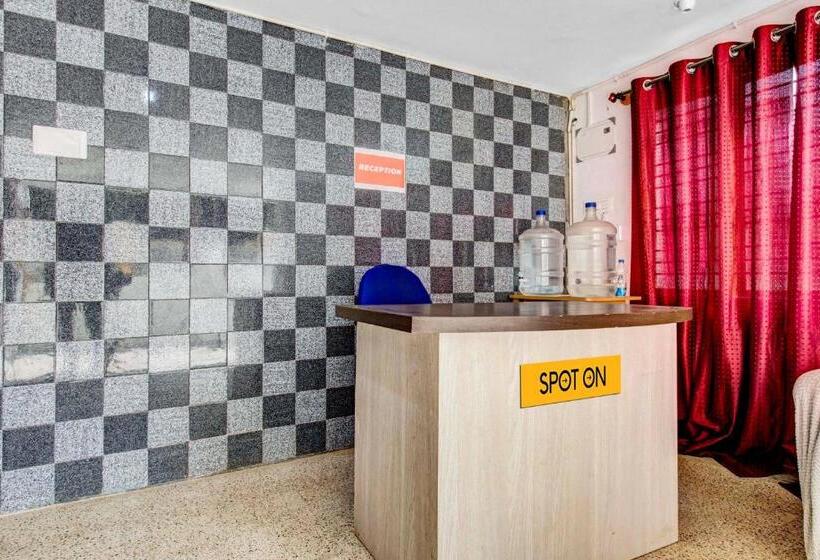 ホテル Spot On Mystic Mansion