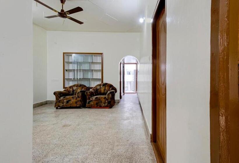 ホテル Spot On Mystic Mansion