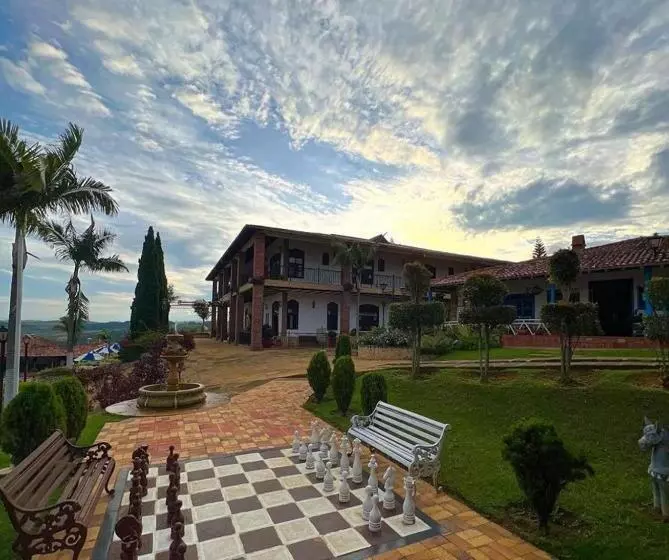 Kimbala Resort