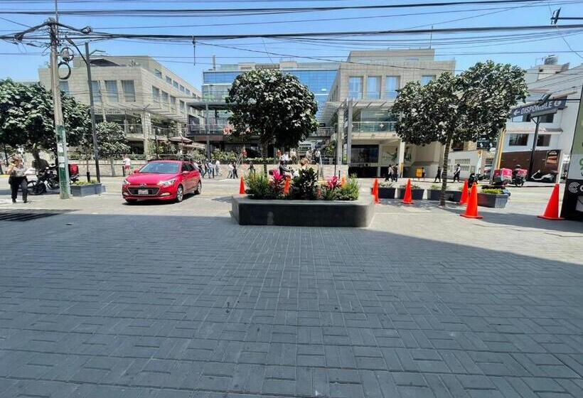 Monterrico Polo Aparts   Cerca A La Embajada De Usa