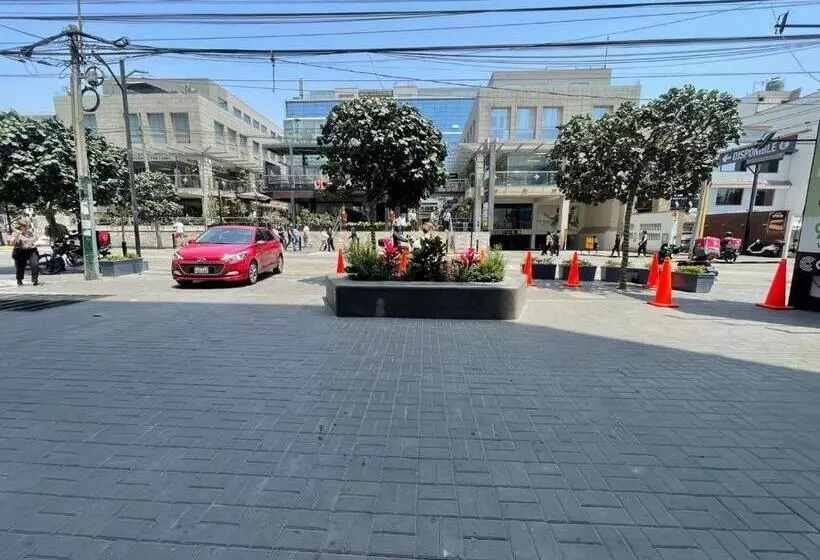 Monterrico Polo Aparts   Cerca A La Embajada De Usa