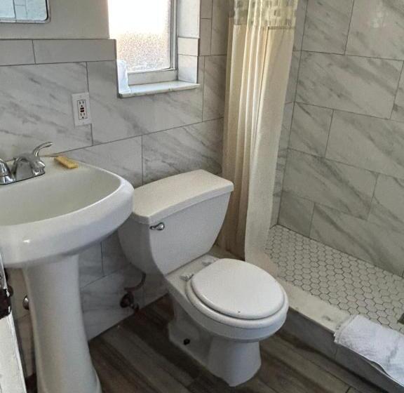 汽车旅馆  Candlelight Inn