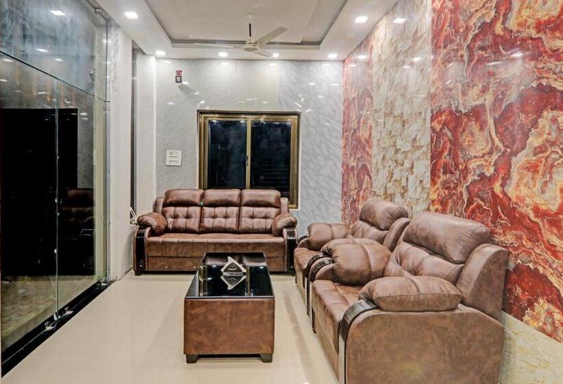 Oyo Flagship Hotel Awadh Viram