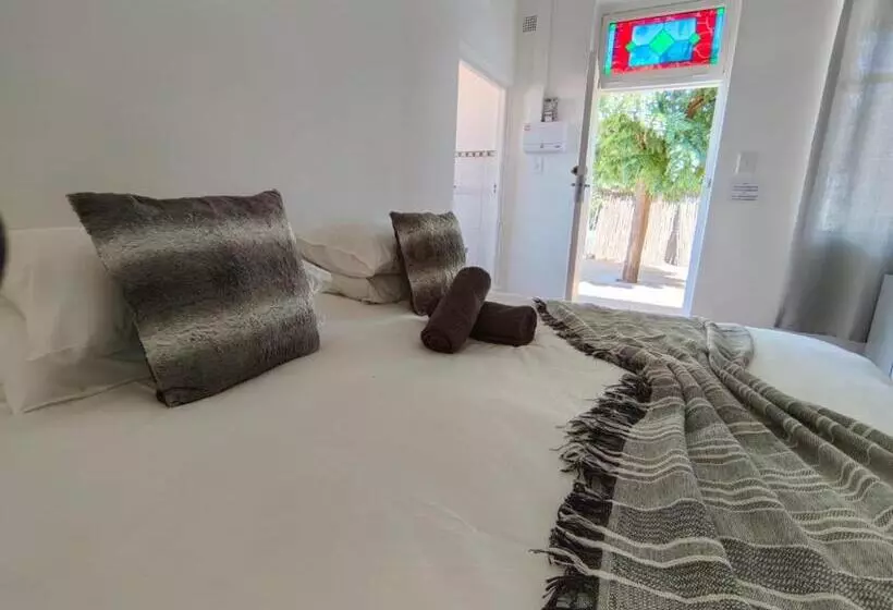 Majatalo Carrington Guesthouse