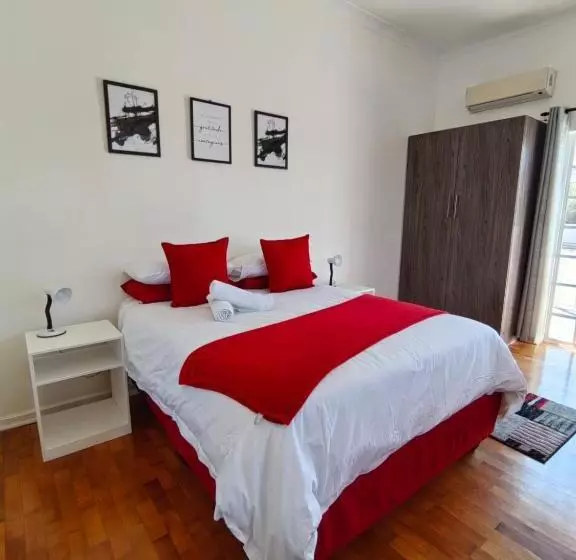 Majatalo Carrington Guesthouse