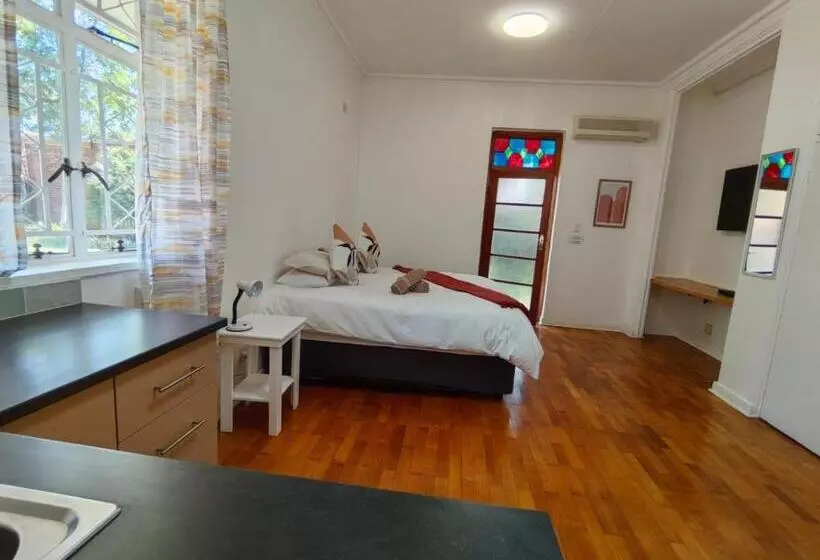 Majatalo Carrington Guesthouse