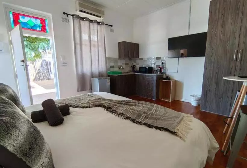 Majatalo Carrington Guesthouse