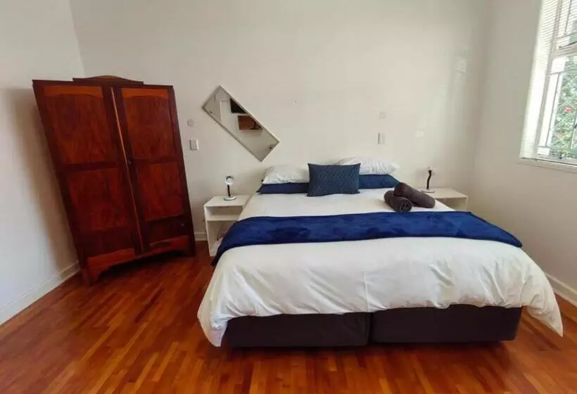 Majatalo Carrington Guesthouse