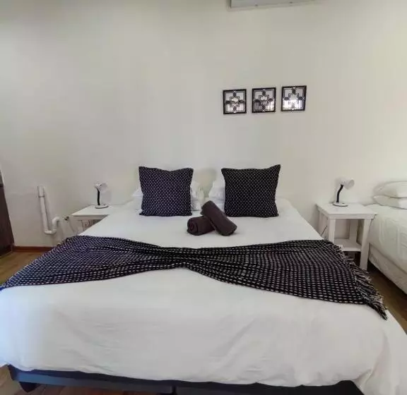 Majatalo Carrington Guesthouse