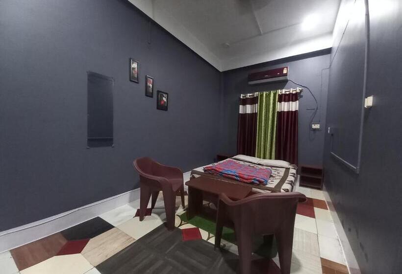 Majatalo Riverbank Guest House With Restaurant & Self Cooking Facility