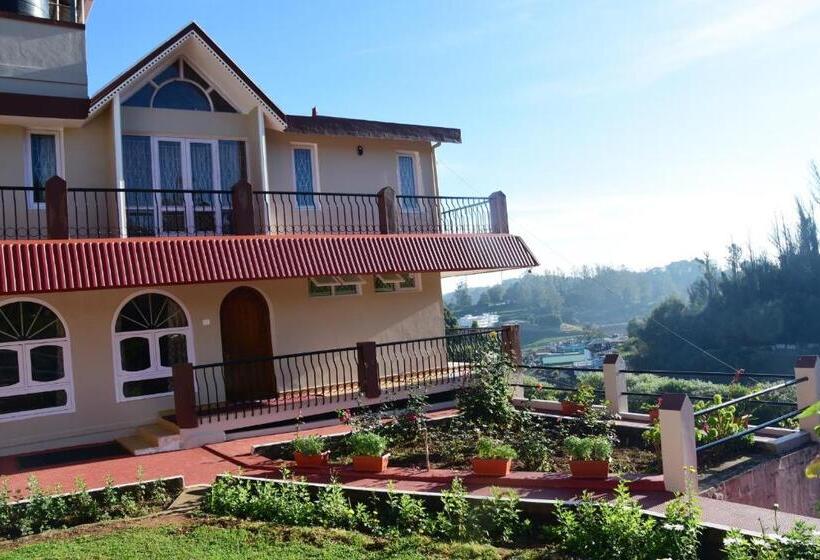 פנסיון Rosewood Annexe1