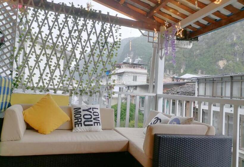 Hospedaria Lazzy Inn