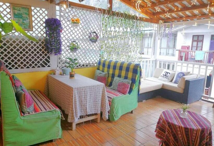 Hospedaria Lazzy Inn