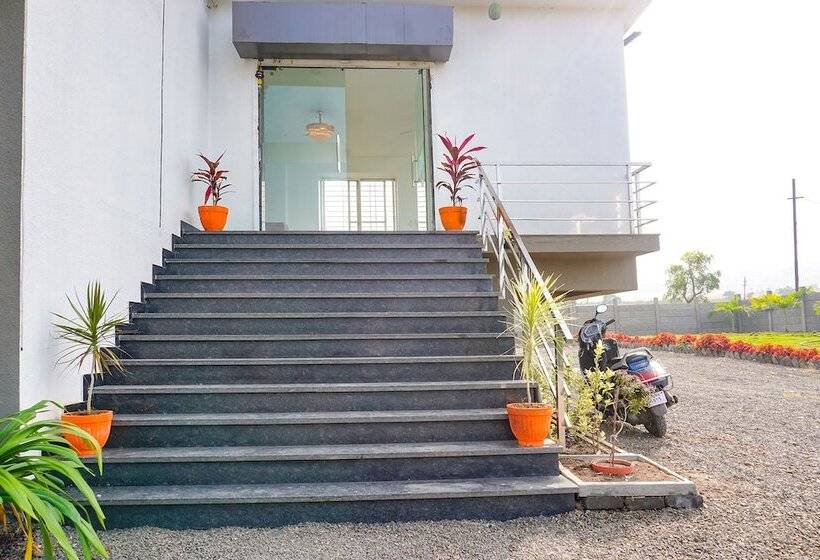 Fabhotel Irra Executive