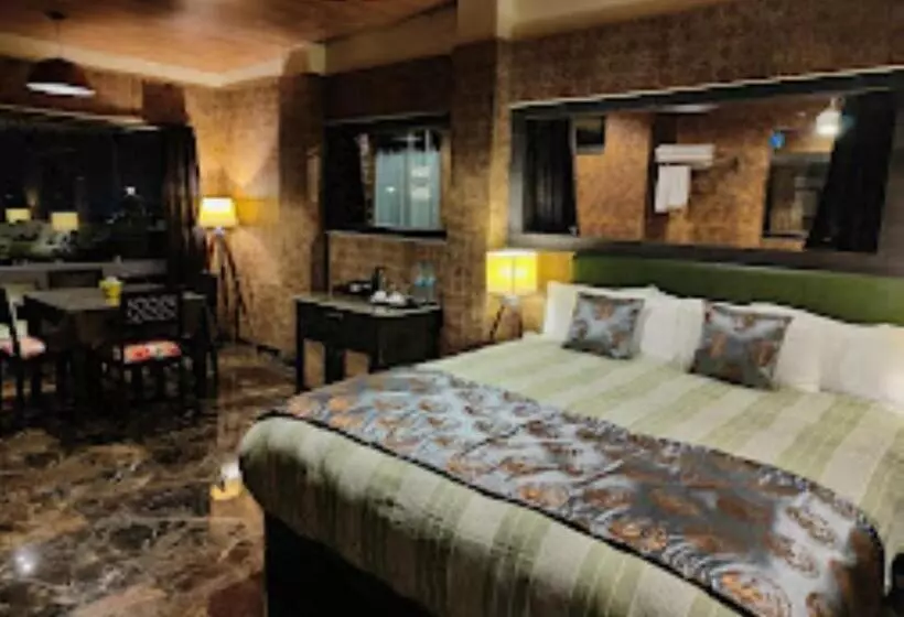 ホテル Acropolis Shillong
