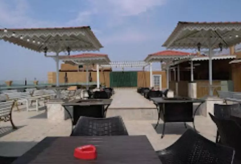 ホテル Acropolis Shillong