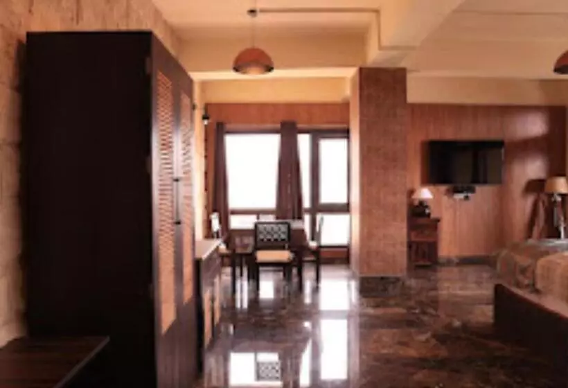 ホテル Acropolis Shillong