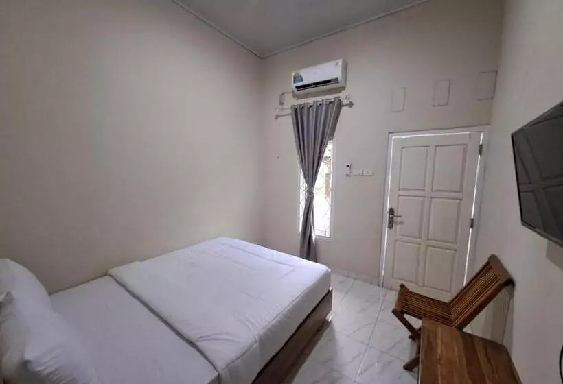 Hotelli Capital O 93345 The Saka Guest House Syariah