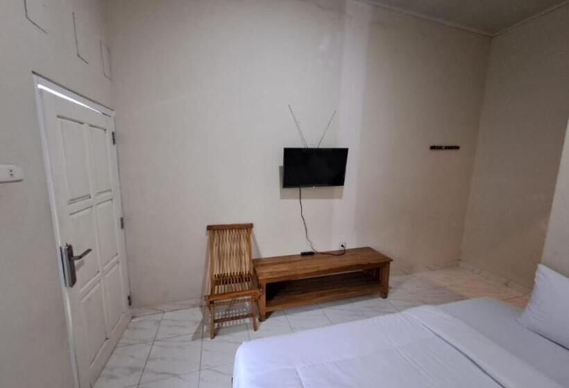 호텔 Capital O 93345 The Saka Guest House Syariah