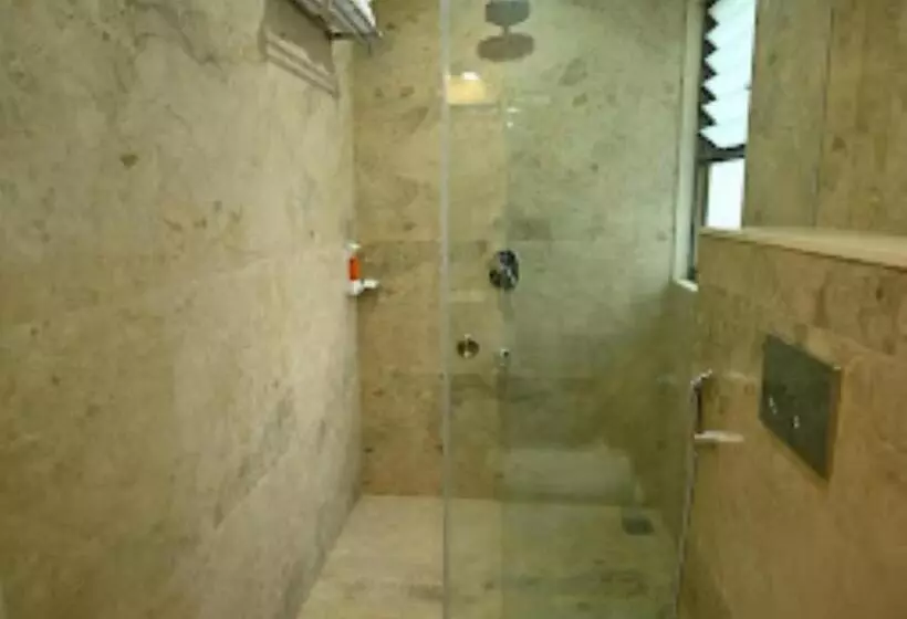 Hotelli City Centre Latur   Lodging & Restaurant Latur