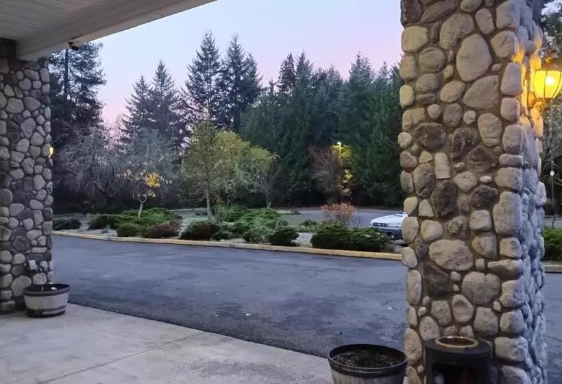 Hotelli Colony Inn