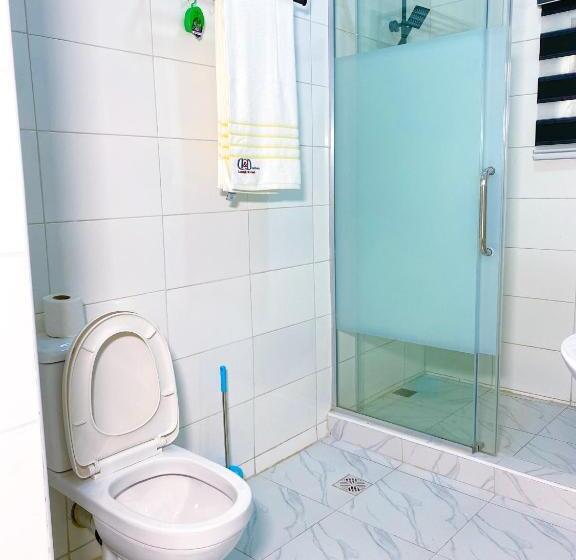 هتل D & D Apartments