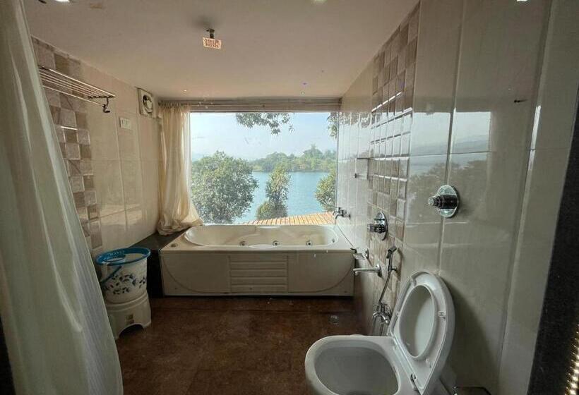 Hotel Jalsrushti Agro Tapola