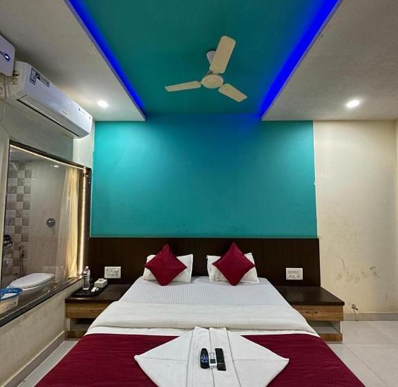 Hotel Jalsrushti Agro Tapola