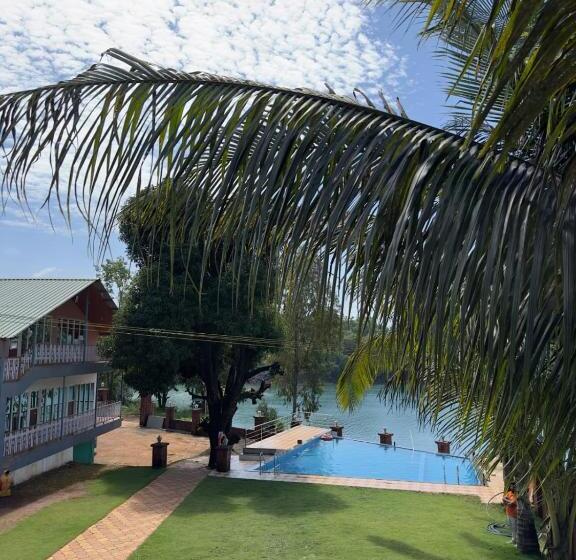 Hotel Jalsrushti Agro Tapola