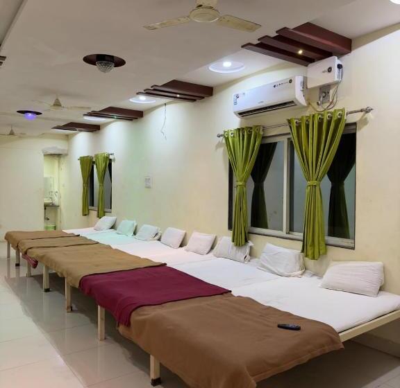 Hotel Jalsrushti Agro Tapola