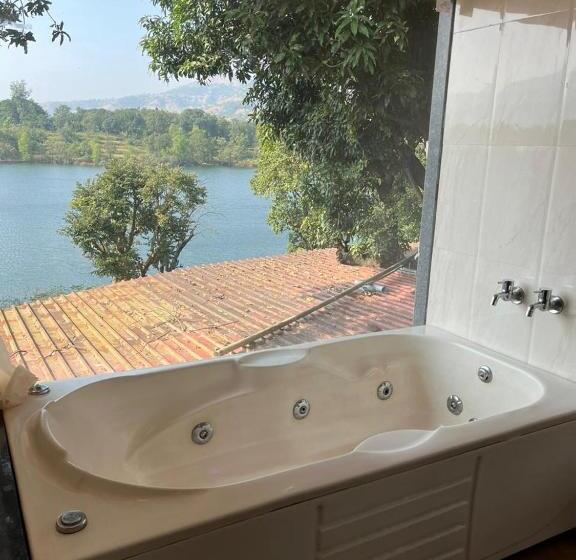 Hotel Jalsrushti Agro Tapola