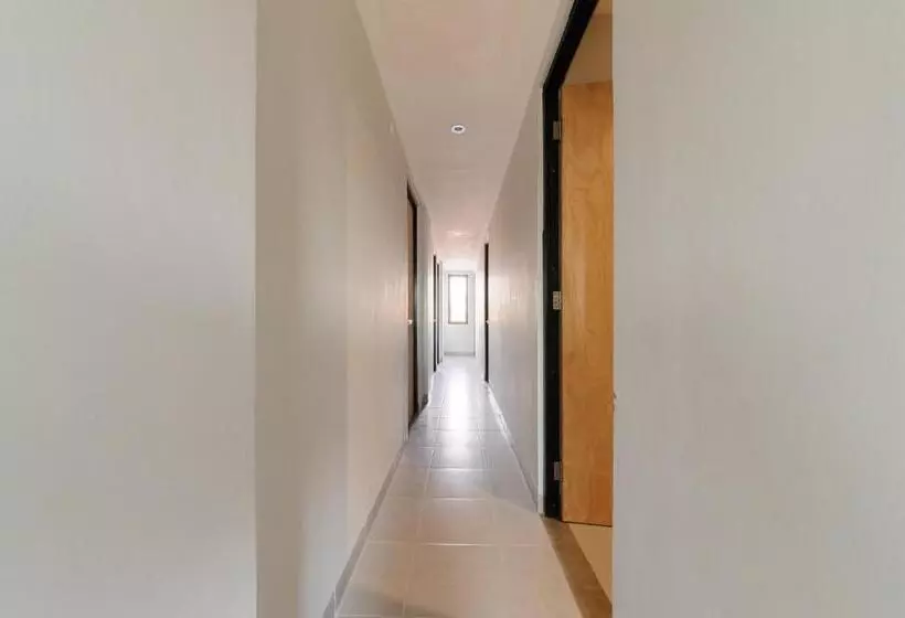 هتل Reddoorz Plus @ Kedaton Lampung