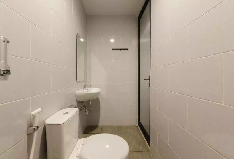 هتل Reddoorz Plus @ Kedaton Lampung