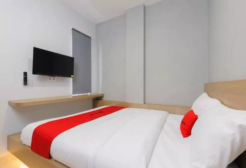 هتل Reddoorz Plus @ Kedaton Lampung