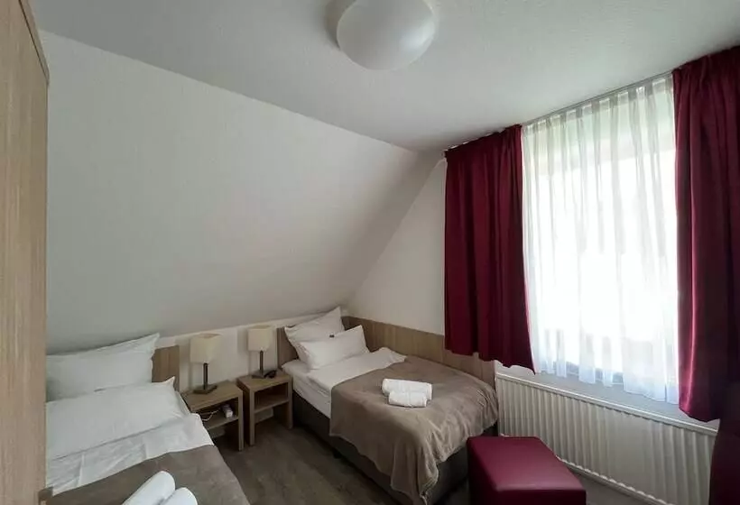 ホテル Schröders Gästehaus