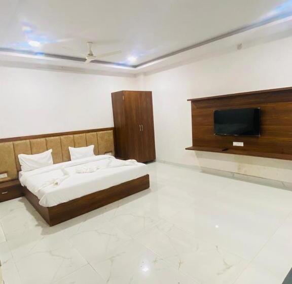 Отель Bachan Niwas