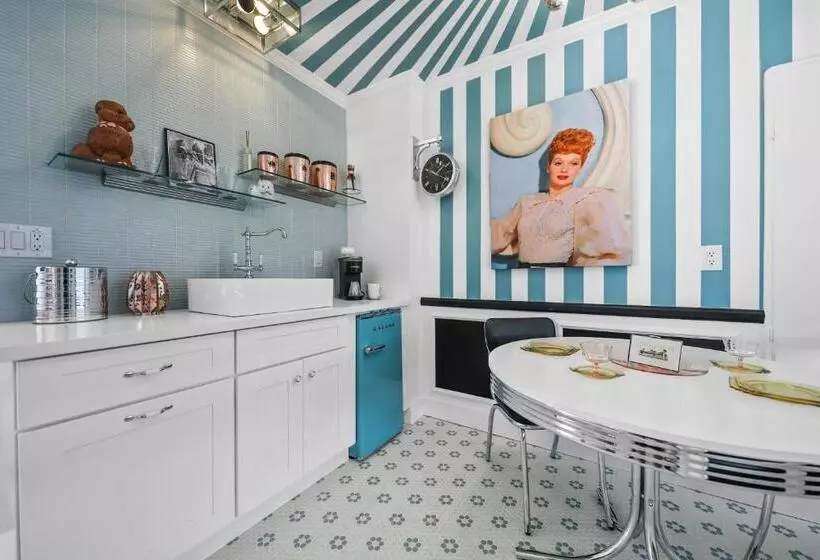 ホテル The Ricardo Suite A Salute To Hollywood S Favorite Lucy