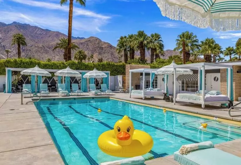 ホテル The Ricardo Suite A Salute To Hollywood S Favorite Lucy