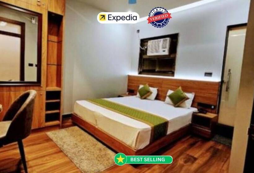 هتل Sharda Dinings Gorakhpur