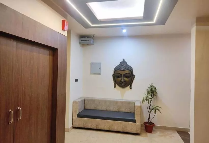 هتل Sharda Dinings Gorakhpur
