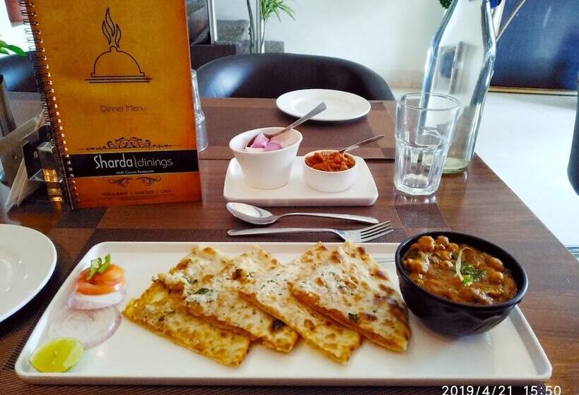 هتل Sharda Dinings Gorakhpur