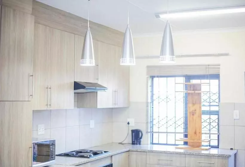 Majatalo Marelden Estate