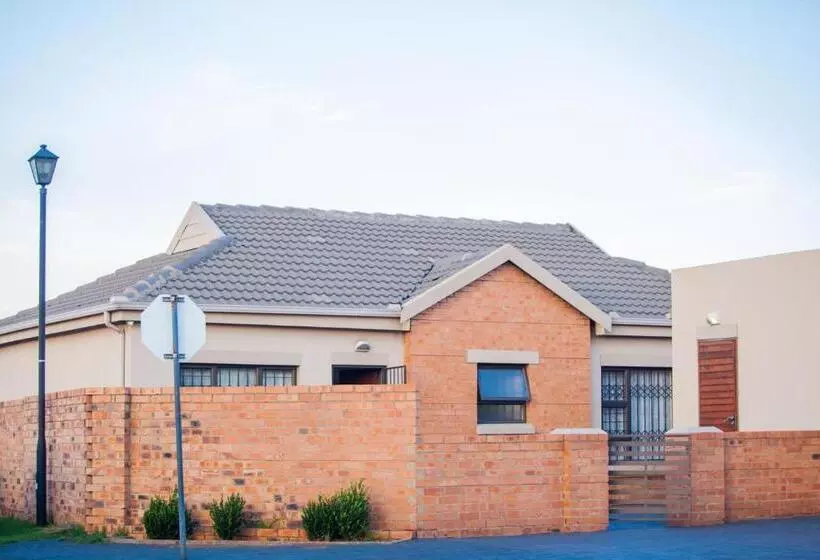 Majatalo Marelden Estate