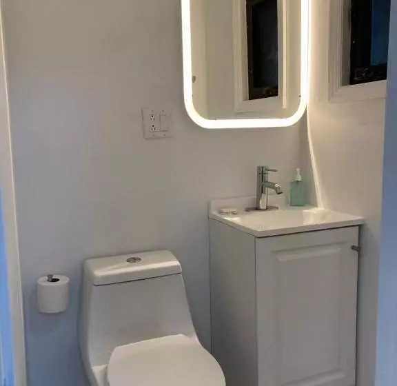 ペンション Minipod Ironbound Newark Superfast To Nyc+airport Train