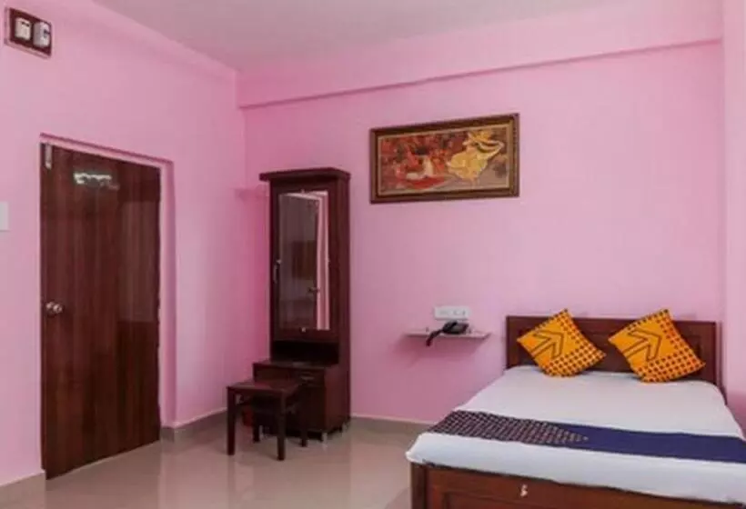 ペンション Nanashri Guest House & Restaurants Pimpalgaon