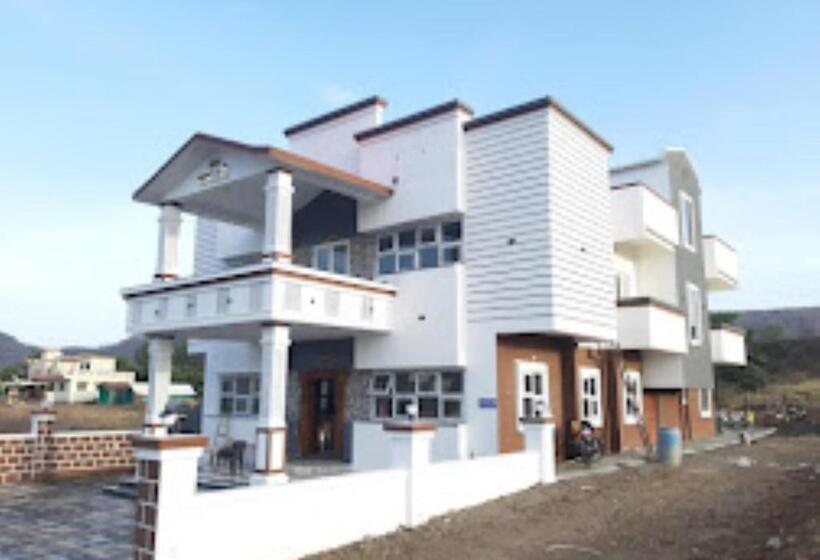 Pensão Nanashri Guest House & Restaurants Pimpalgaon