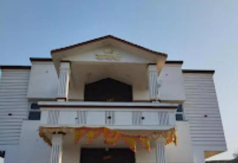 ペンション Nanashri Guest House & Restaurants Pimpalgaon
